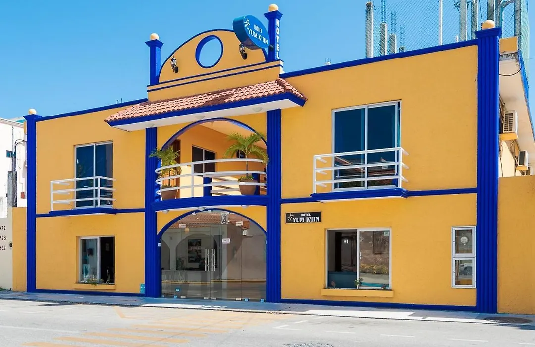 Hotel Yumkiin - Cerca Del Ferry y Terminal ADO-1